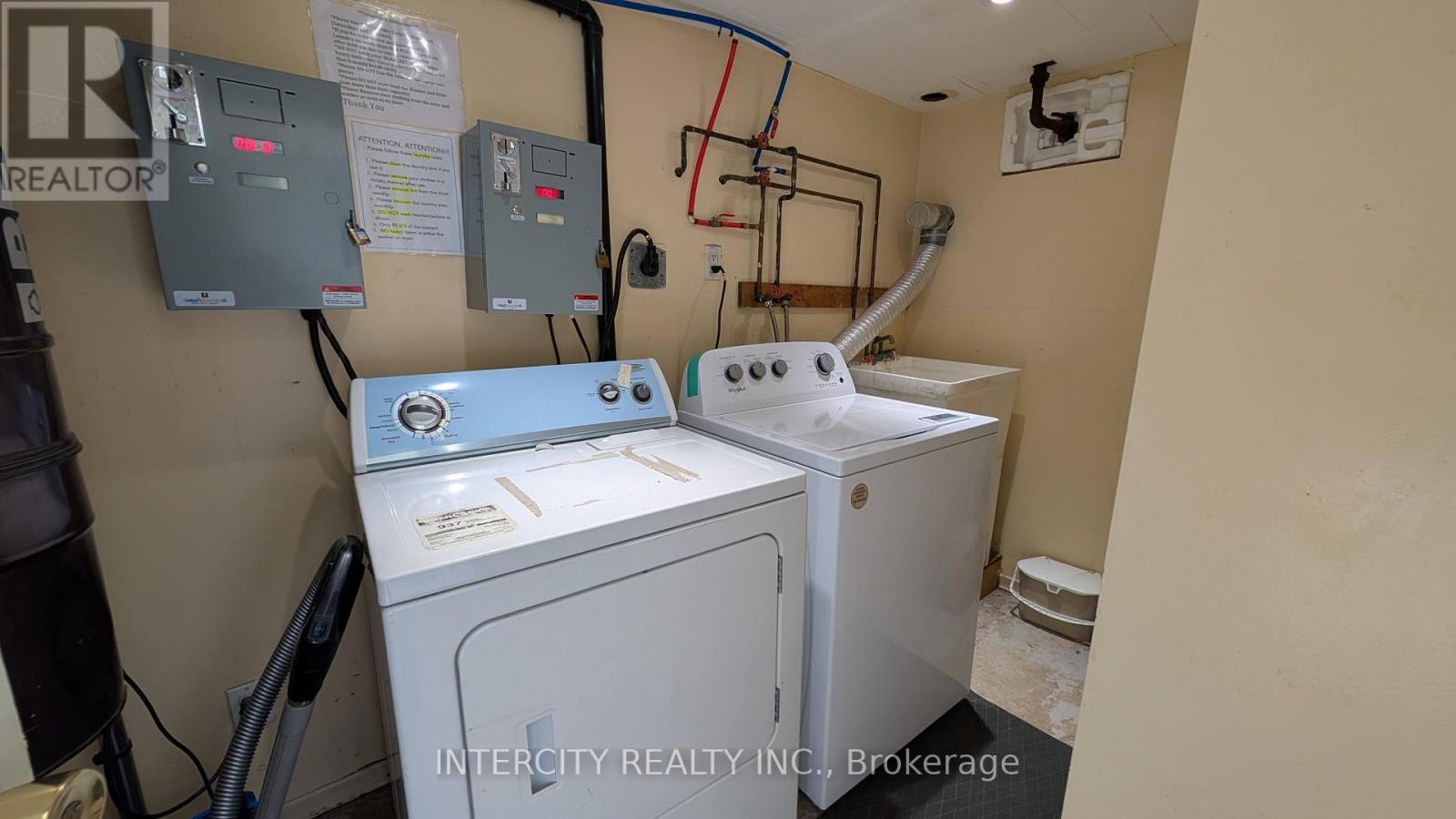 Coin Laundry