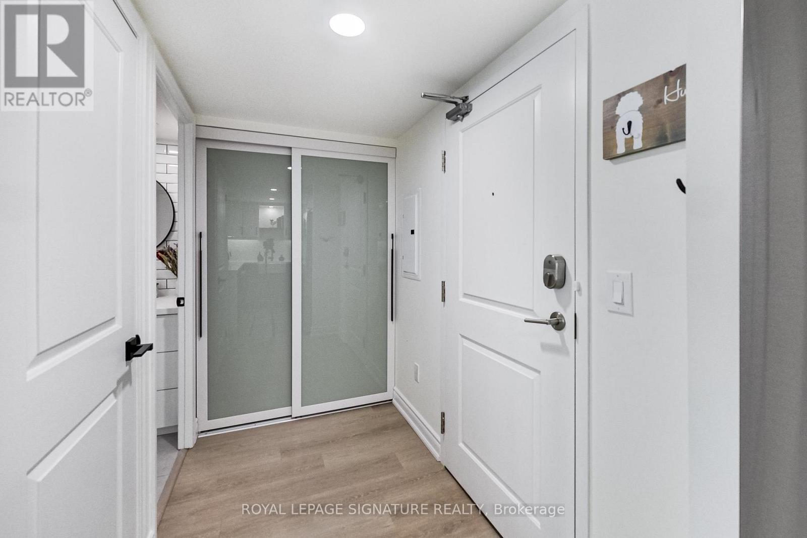 #727 85 EAST LIBERTY STREET - 27