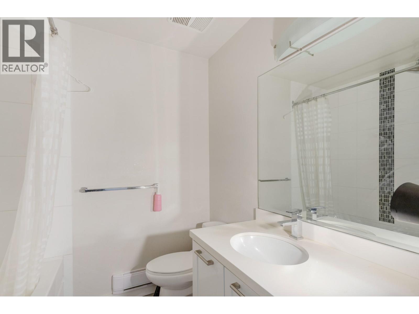 3 Bed, 3 Bath Apartment for Sale in Burnaby – 107 7533 GILLEY AVENUE, Burnaby – MLS# R3129883 - Image 10
