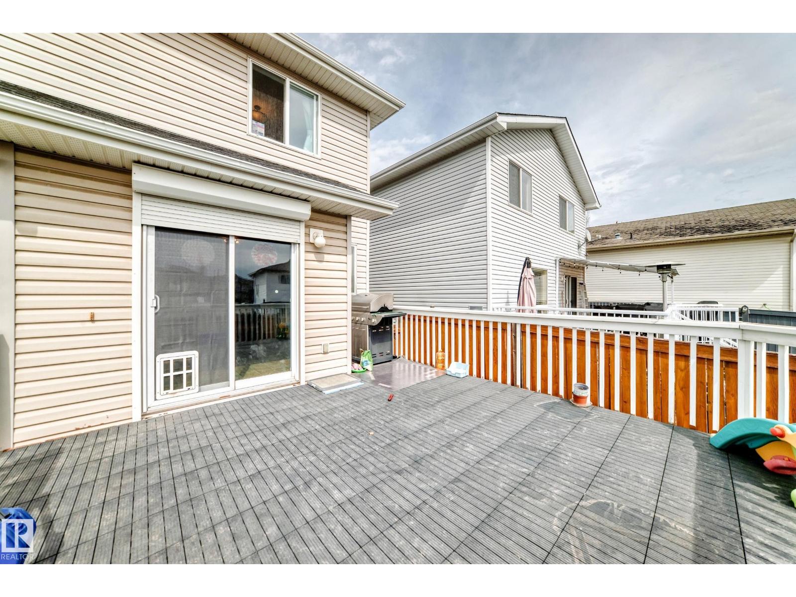 1815 36 AV NW - 10