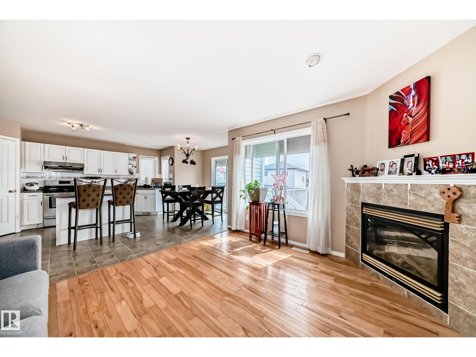 1815 36 AV NW - 14