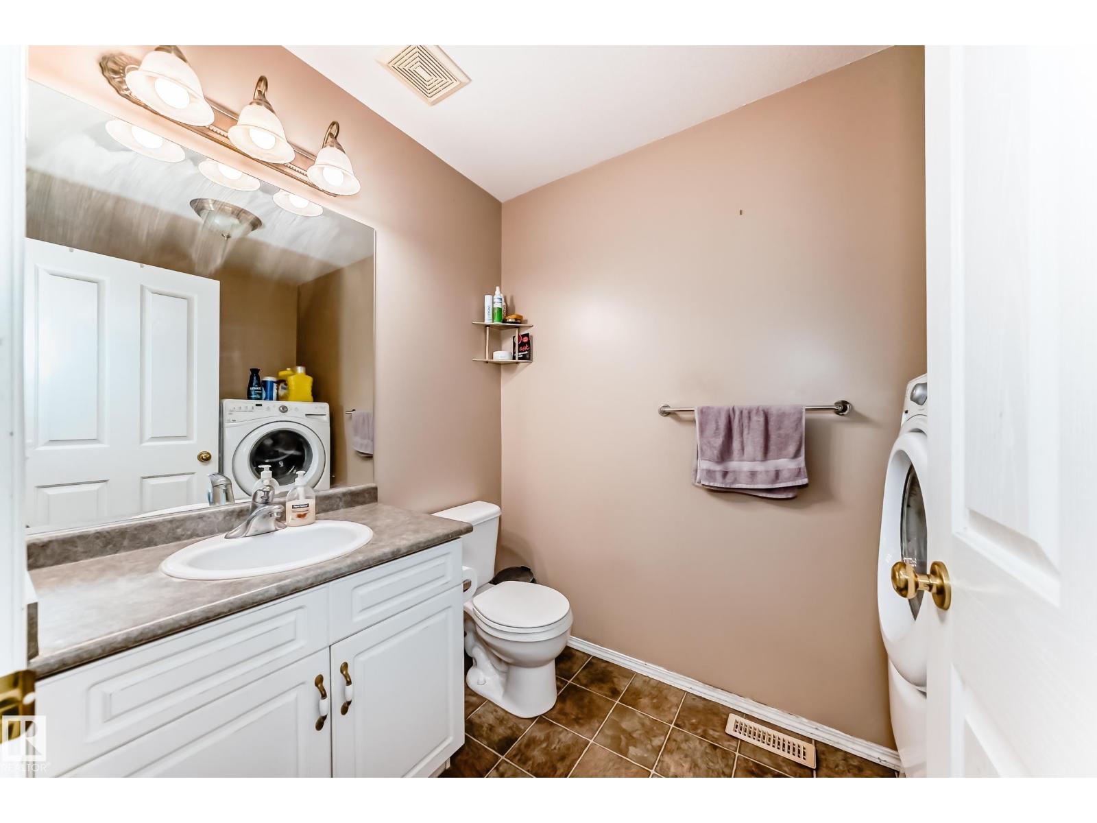 1815 36 AV NW - 17