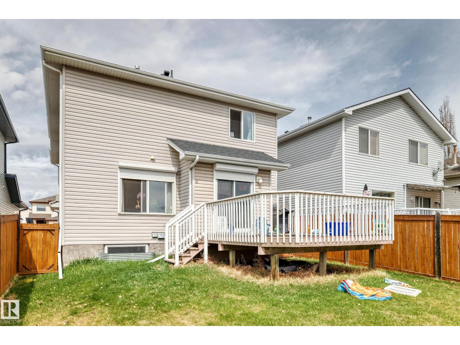 1815 36 AV NW - 32