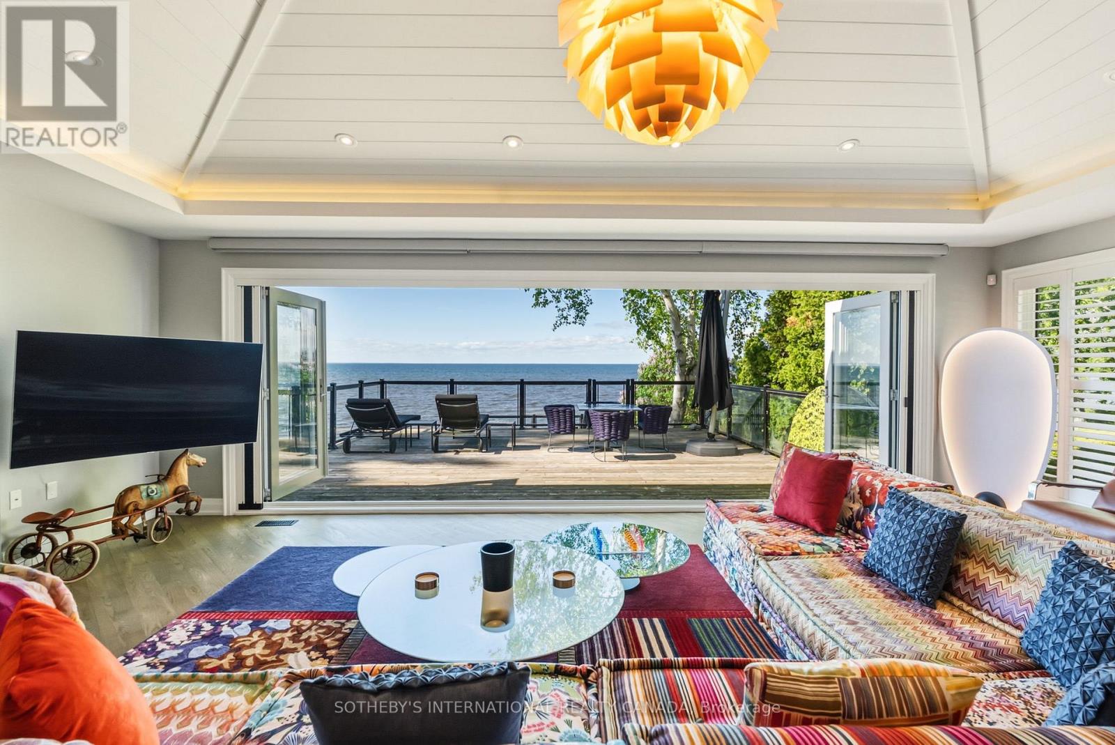 170 HEDGE ROAD - 20