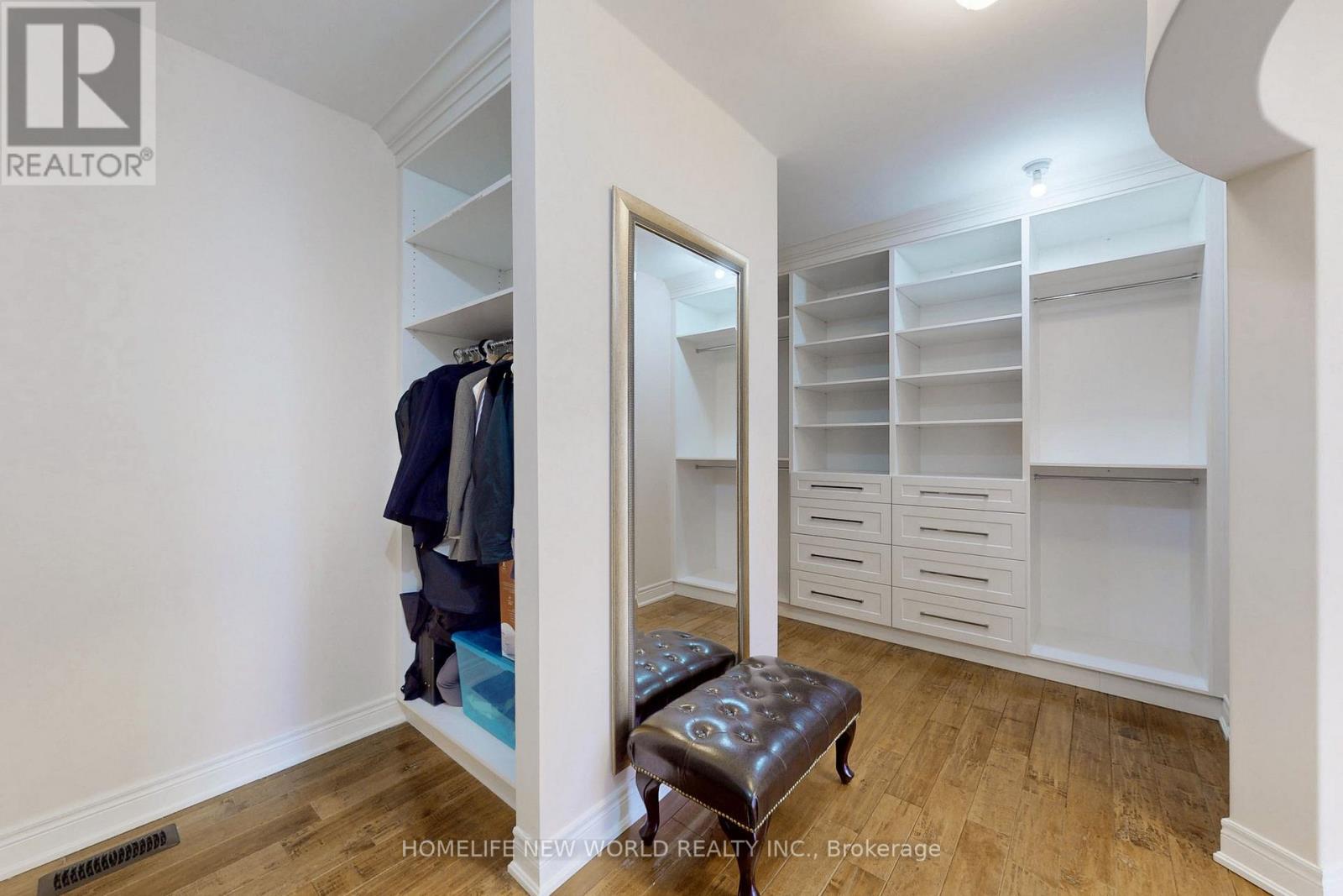 21 CONGER STREET - 23