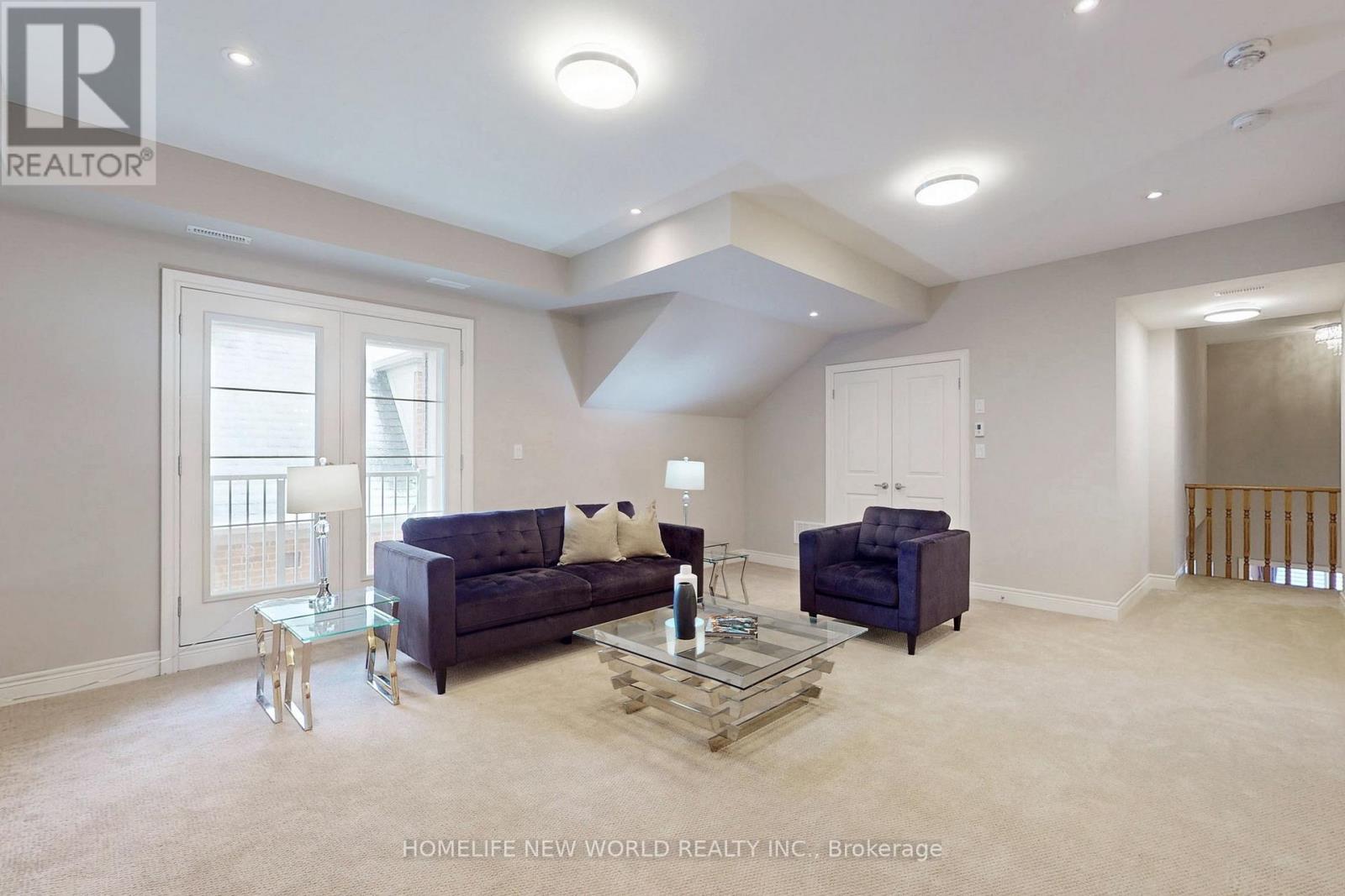 21 CONGER STREET - 32