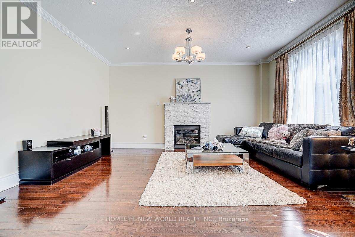 67 LENA DRIVE - 19