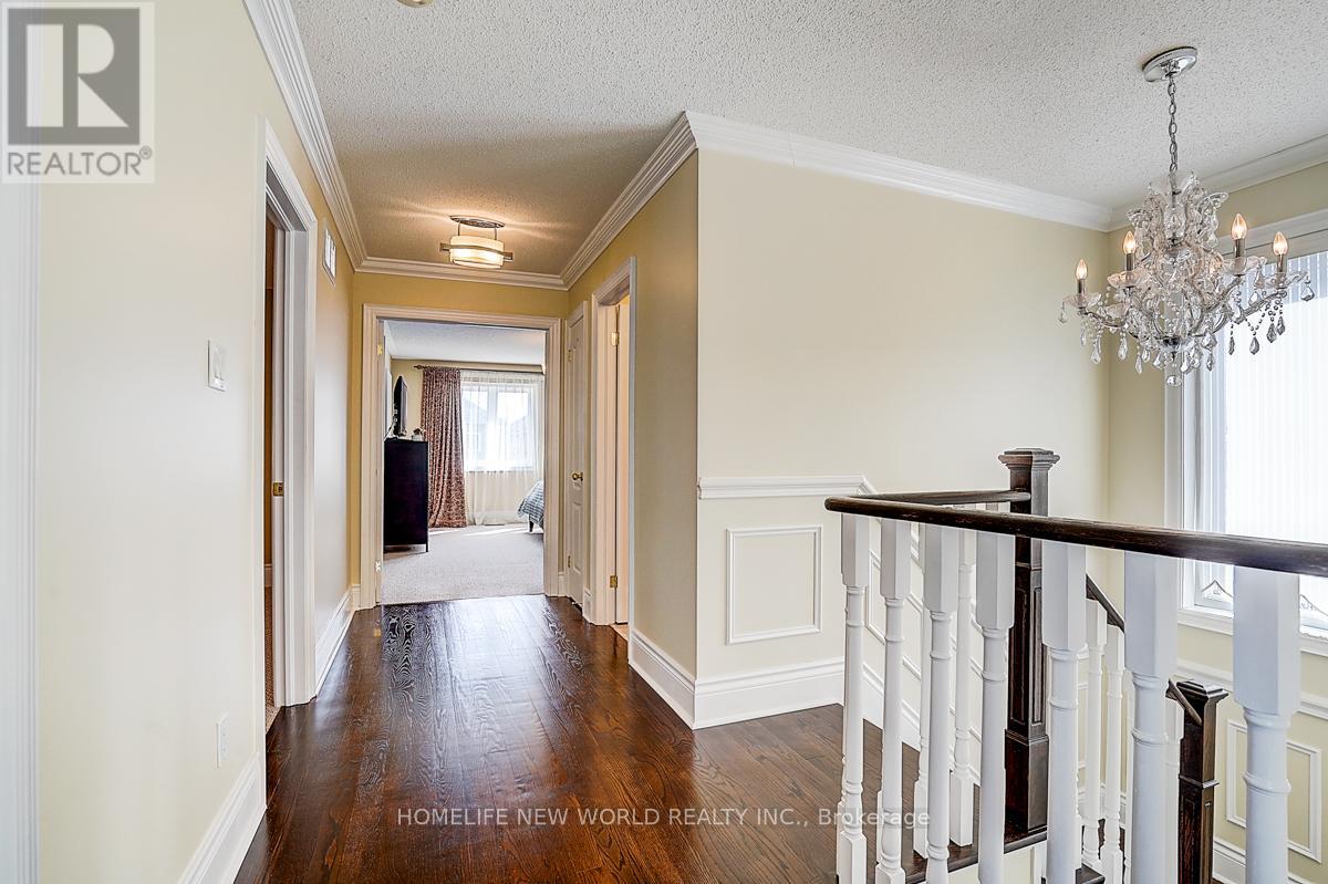 67 LENA DRIVE - 24