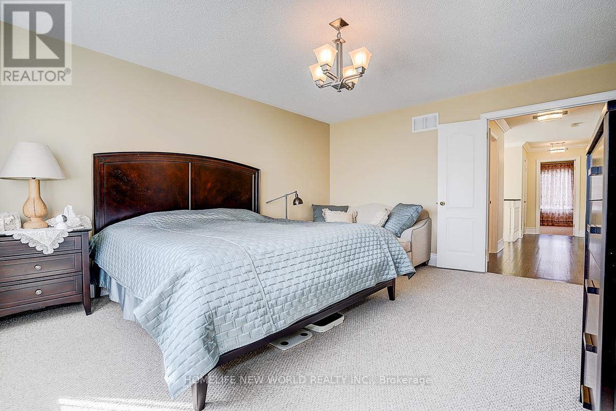 67 LENA DRIVE - 26