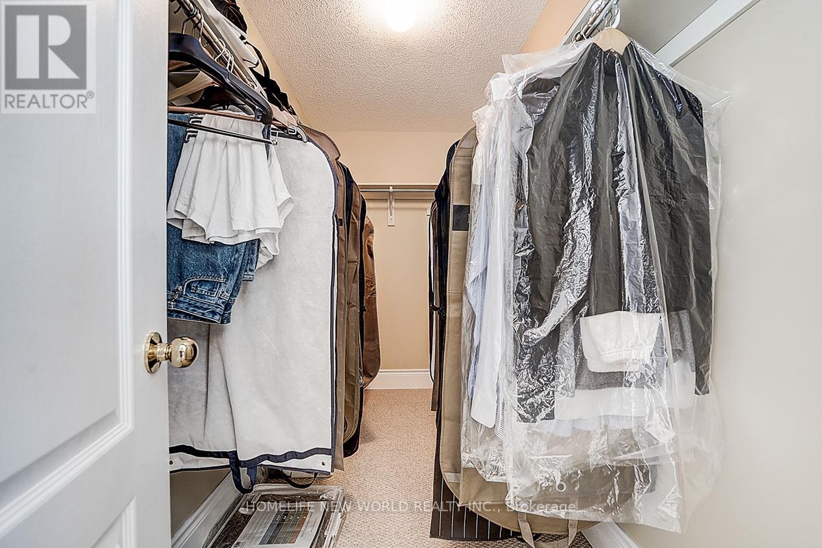 67 LENA DRIVE - 28