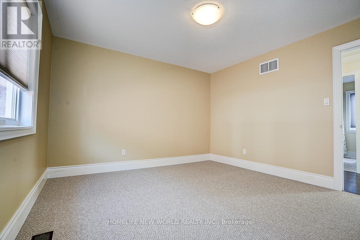 67 LENA DRIVE - 32