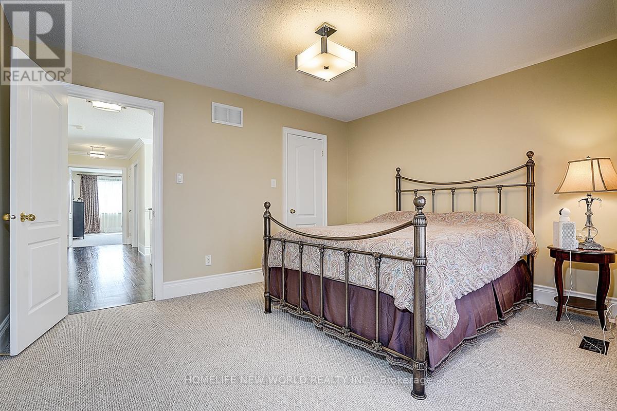 67 LENA DRIVE - 36