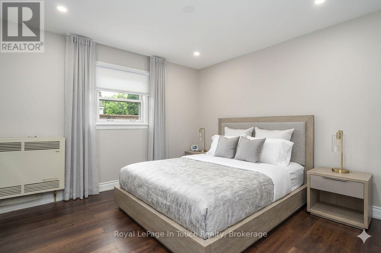 27 PEEL STREET - 4