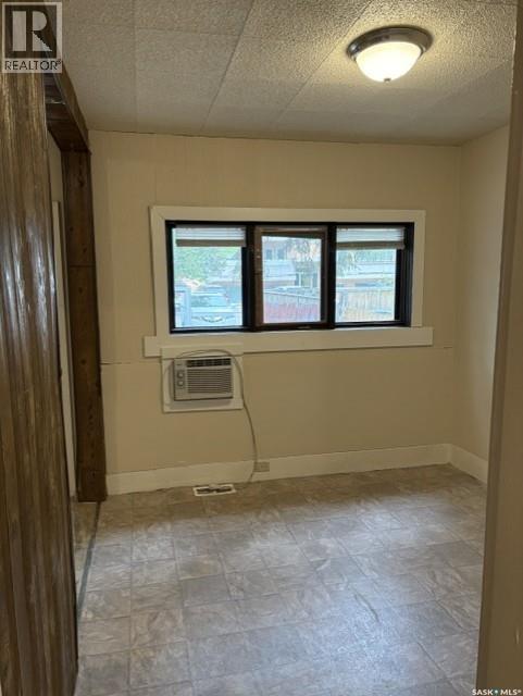 2047 Retallack STREET - 7