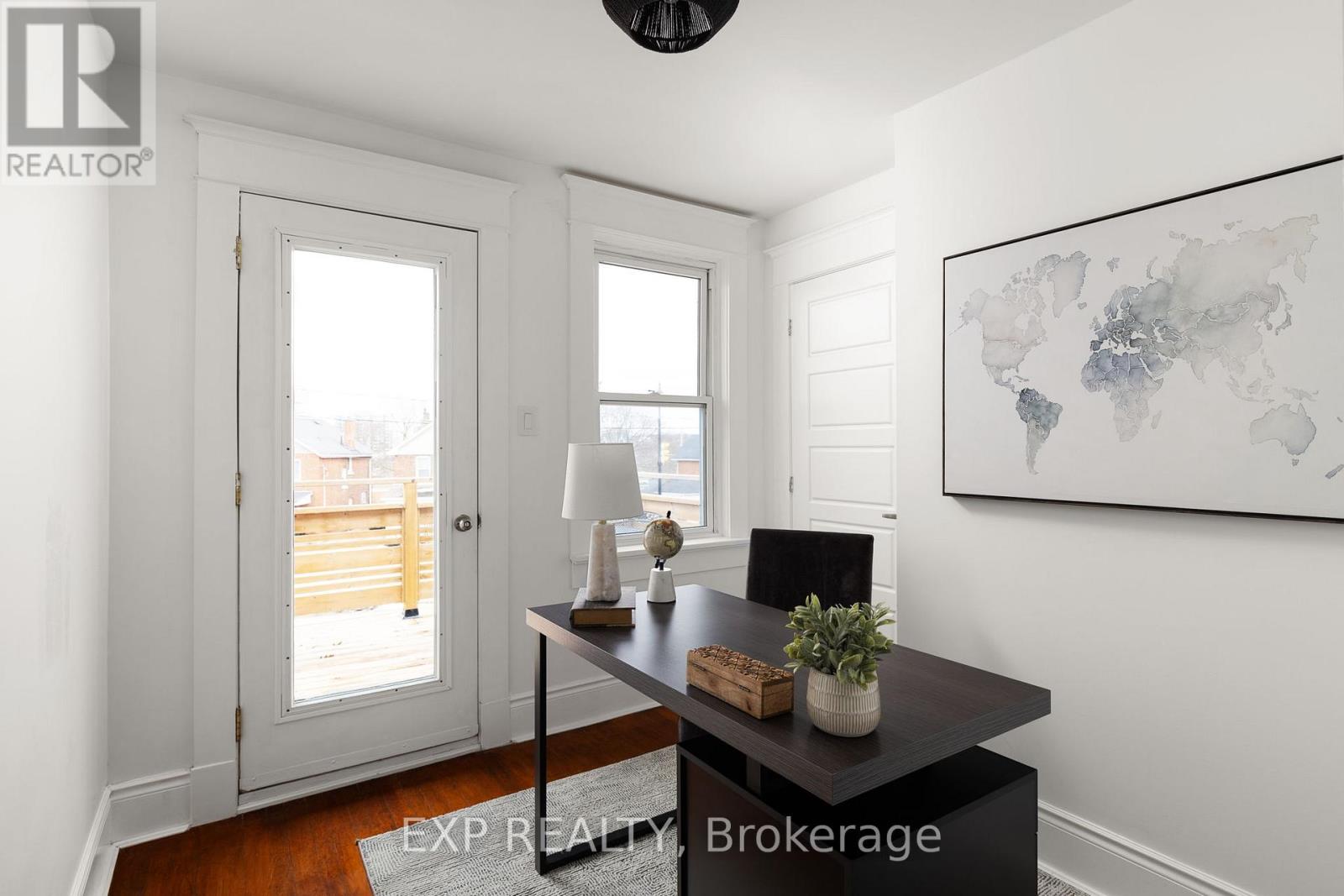 36 SOPHIA STREET W - 16