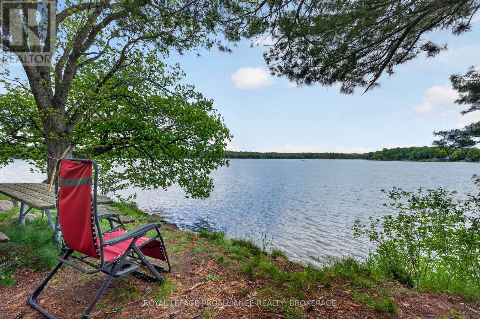 3920 MIDDLE WOODLAND DRIVE - 45
