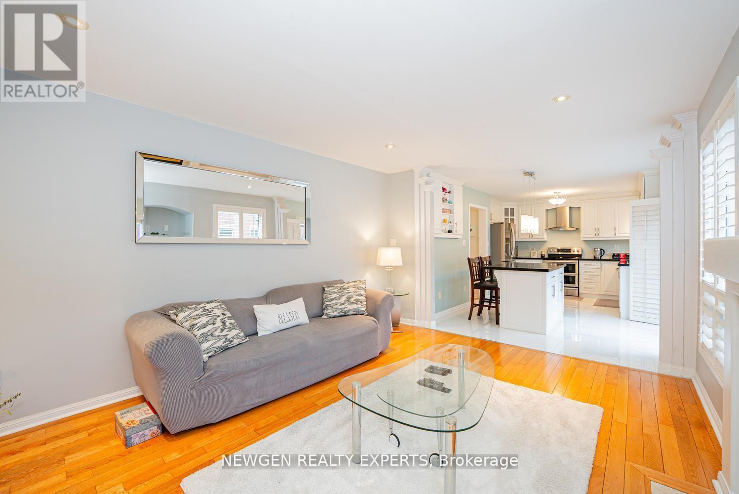 14 MENDOZA DRIVE - 14