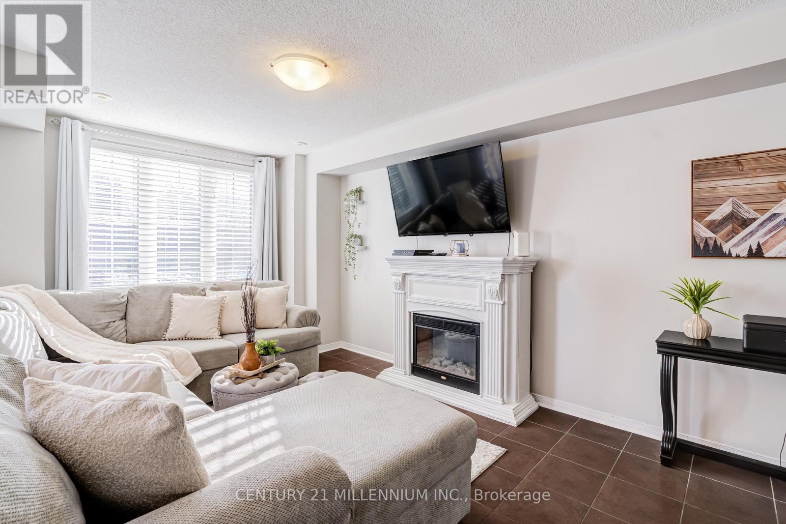 #9 5 ARMSTRONG STREET - 11