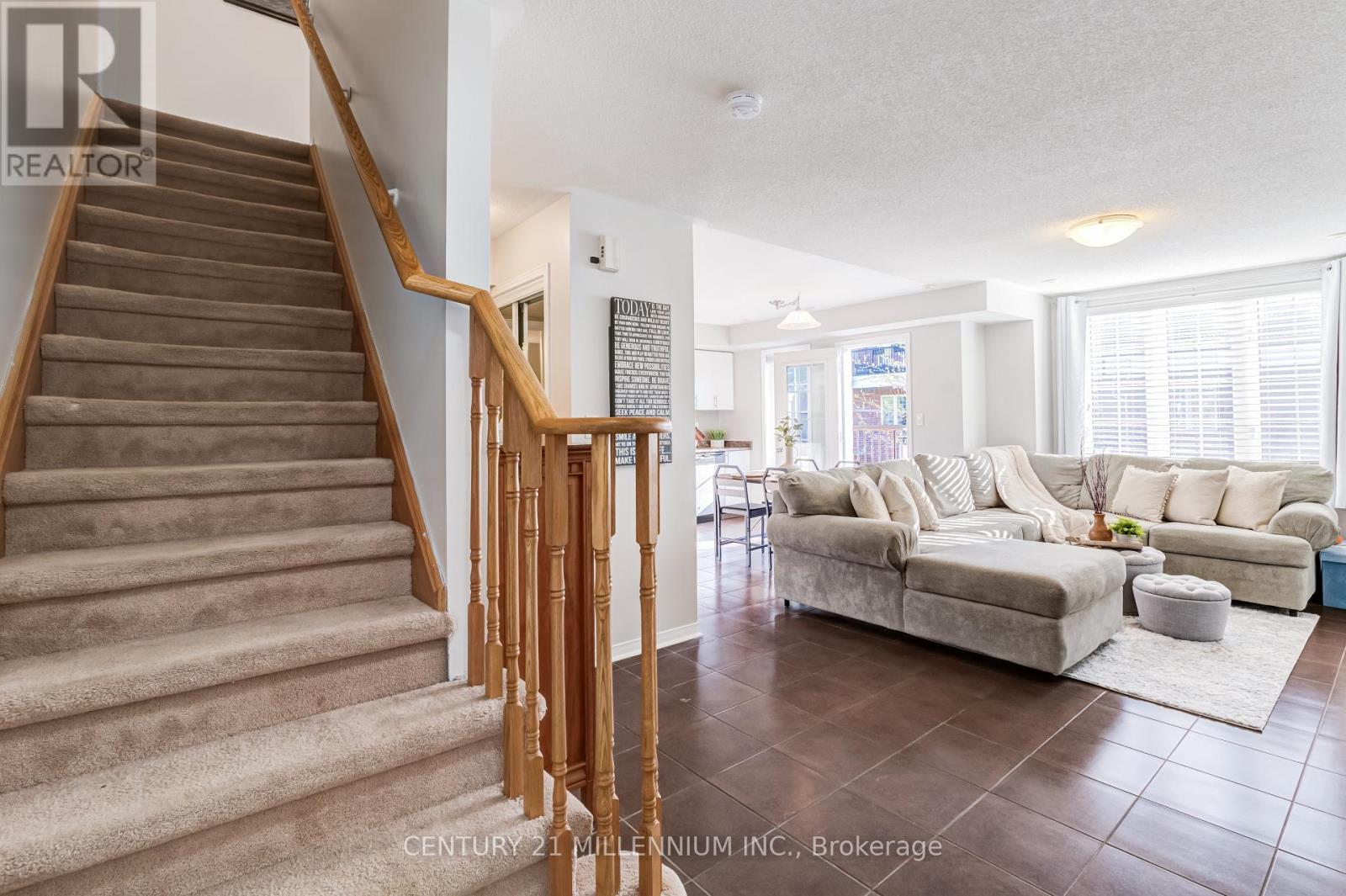 #9 5 ARMSTRONG STREET - 8