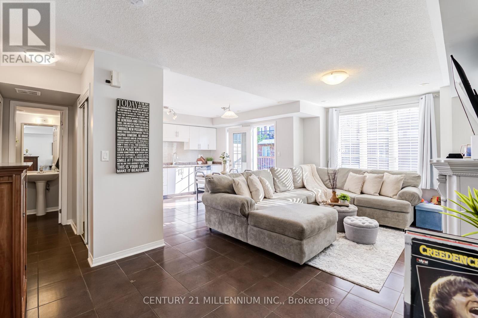 #9 5 ARMSTRONG STREET - 9