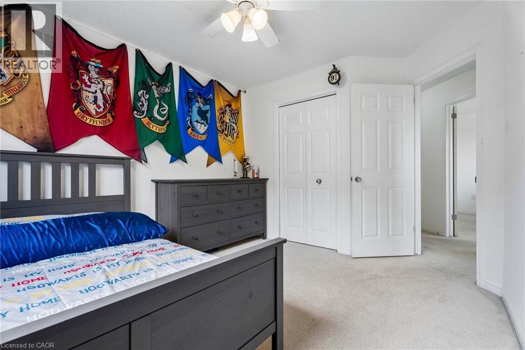 56 GOLDEN ACRES Drive - 16