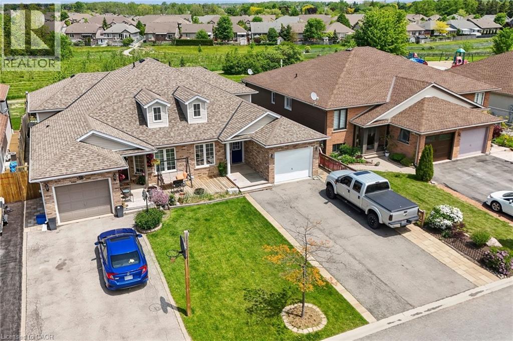 56 GOLDEN ACRES Drive - 28