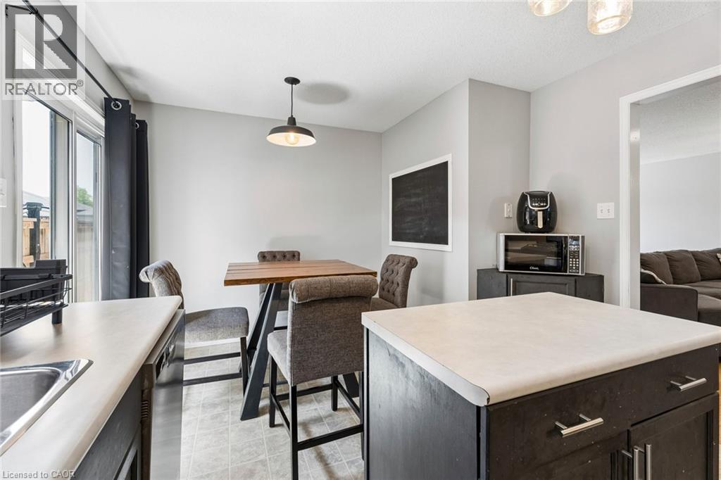 56 GOLDEN ACRES Drive - 6