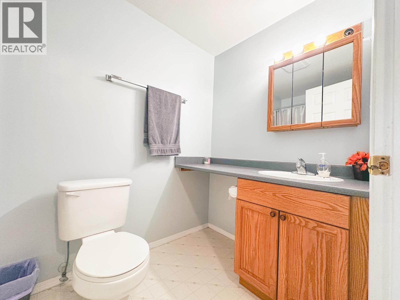 605 9TH AVENUE - 32