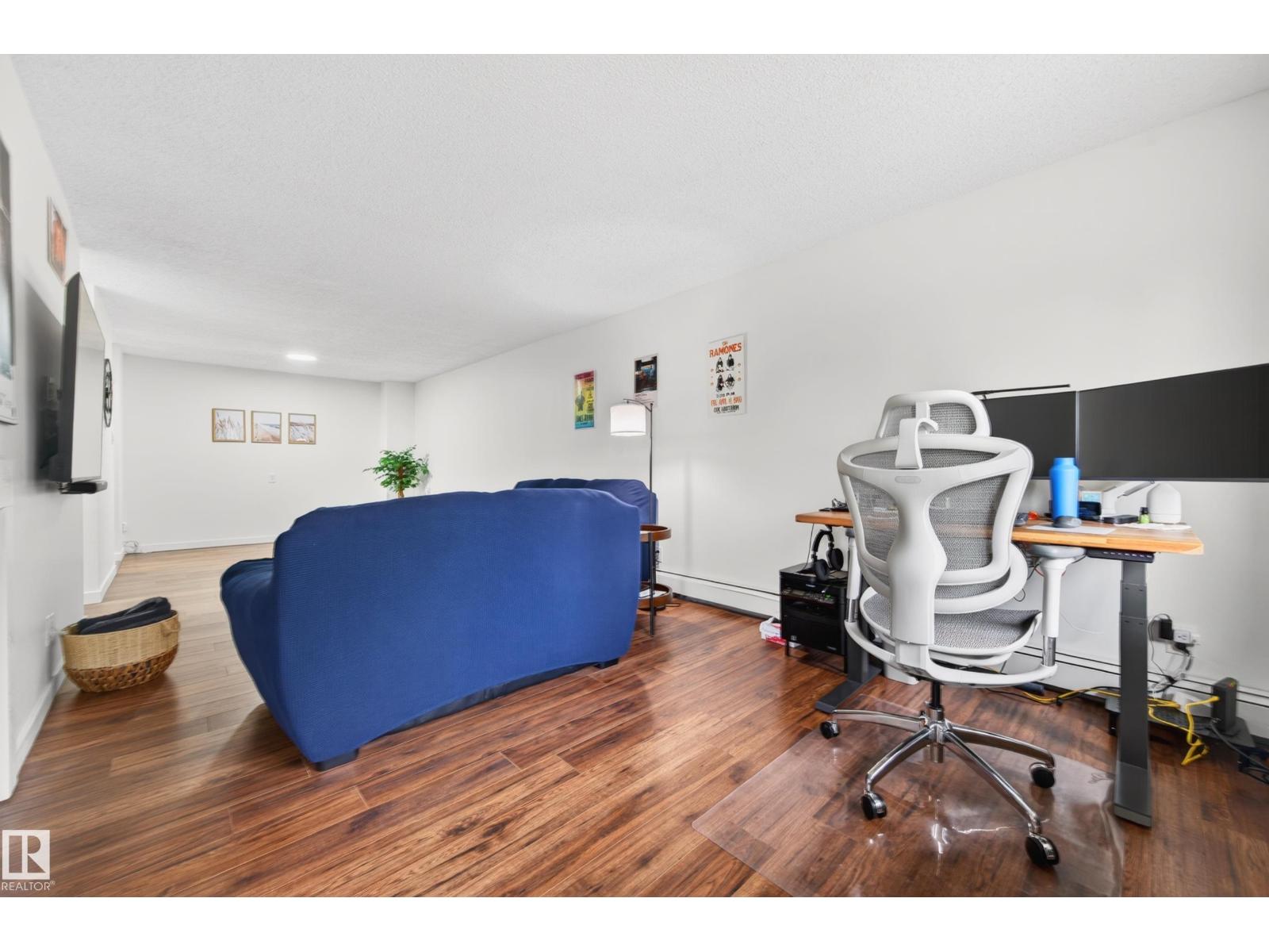 #312 14811 51 AV NW - 23