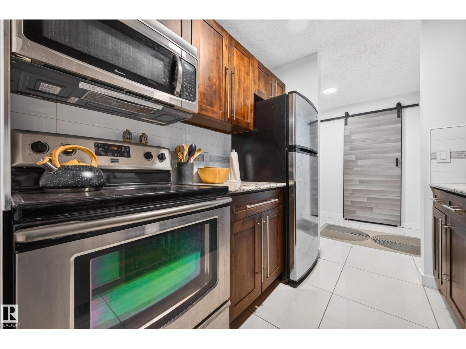 #312 14811 51 AV NW - 11