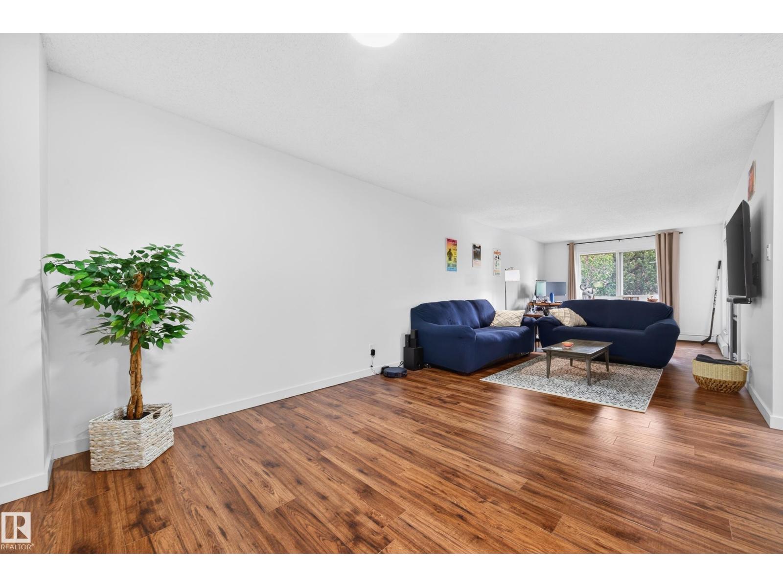 #312 14811 51 AV NW - 18