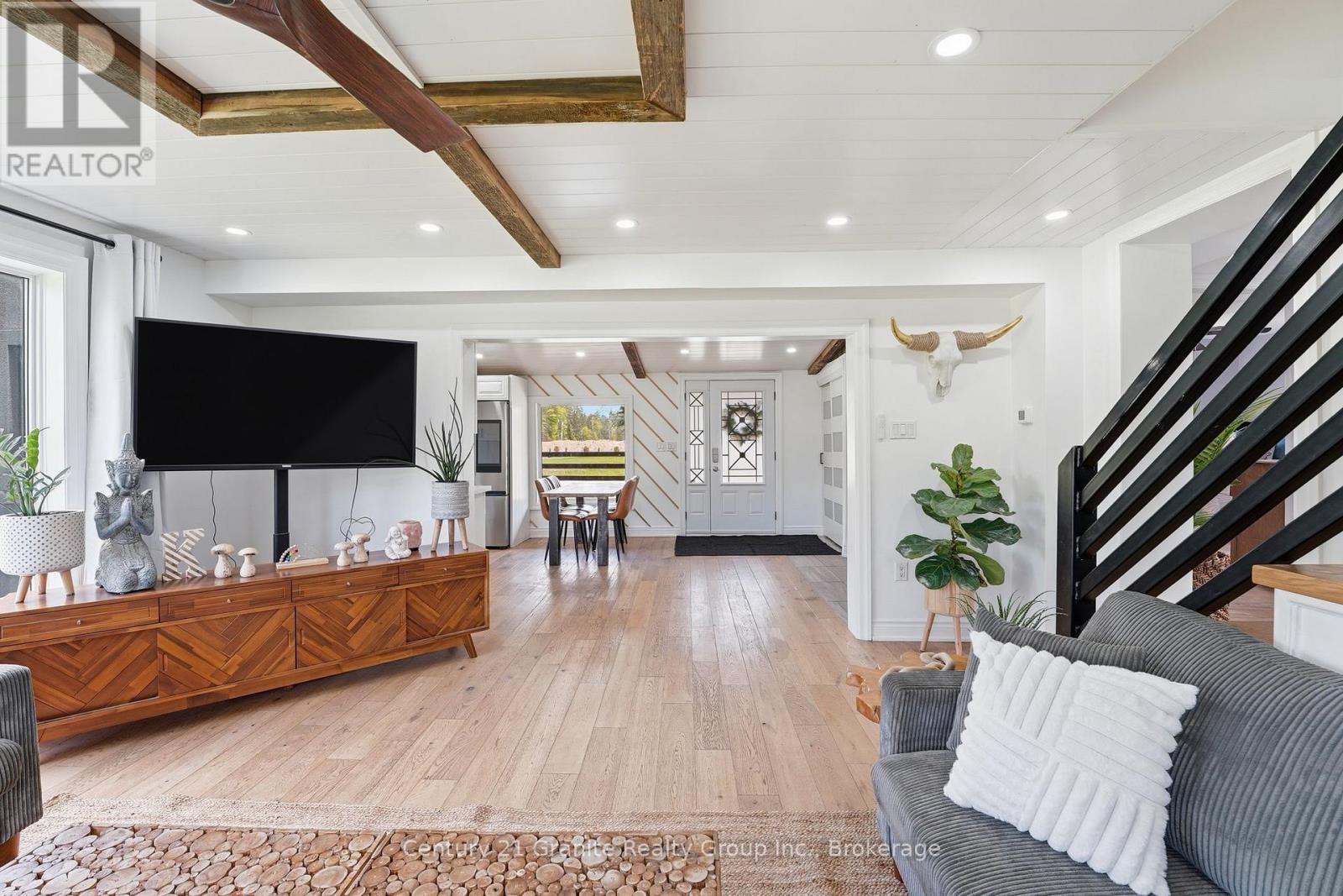 1201 BAY LAKE ROAD - 12