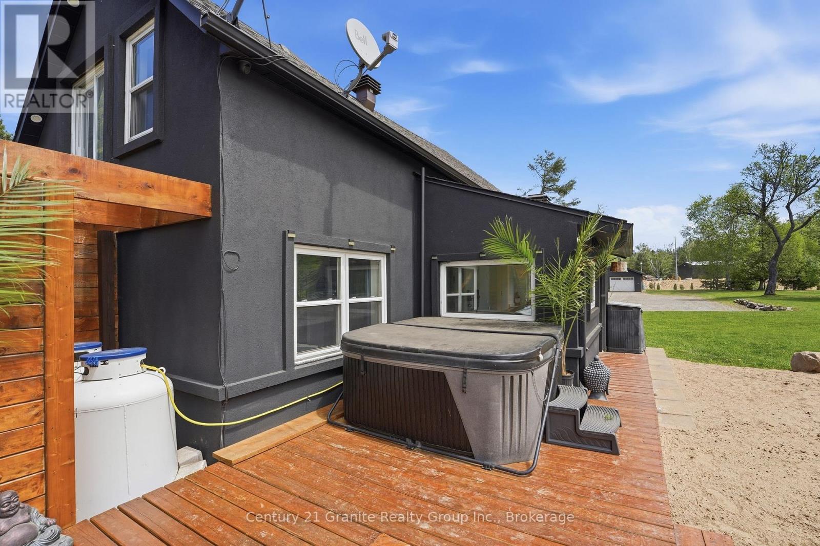1201 BAY LAKE ROAD - 43