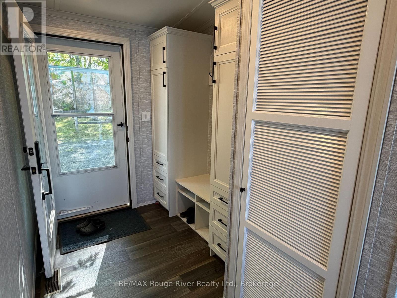 #C31 160 TERRACE ROAD - 27
