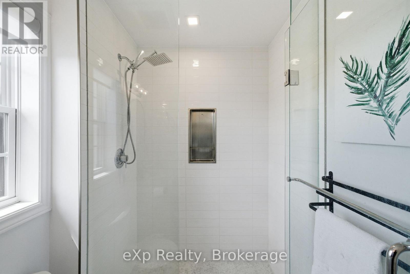 661 WILKINS GATE - 21