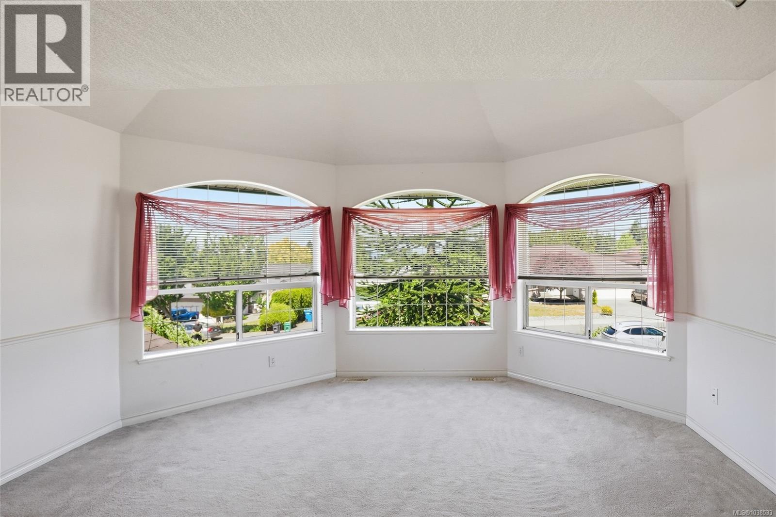 5684 Carrington Rd - 11