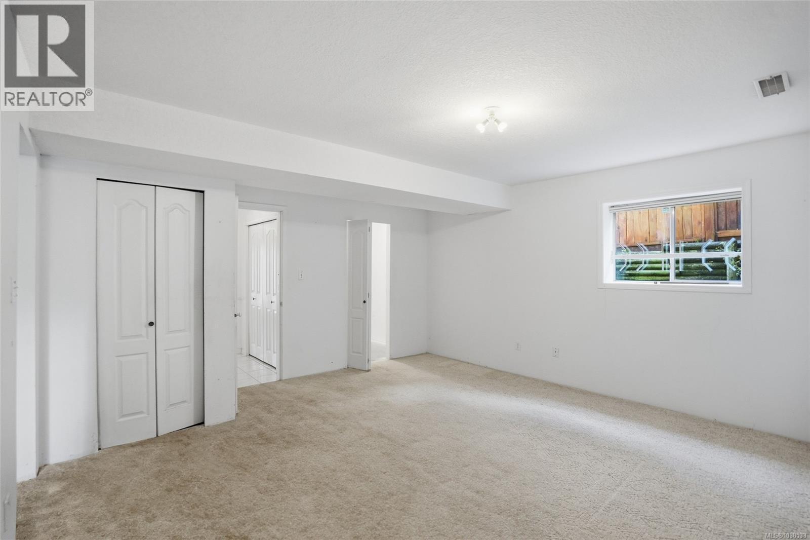 5684 Carrington Rd - 29