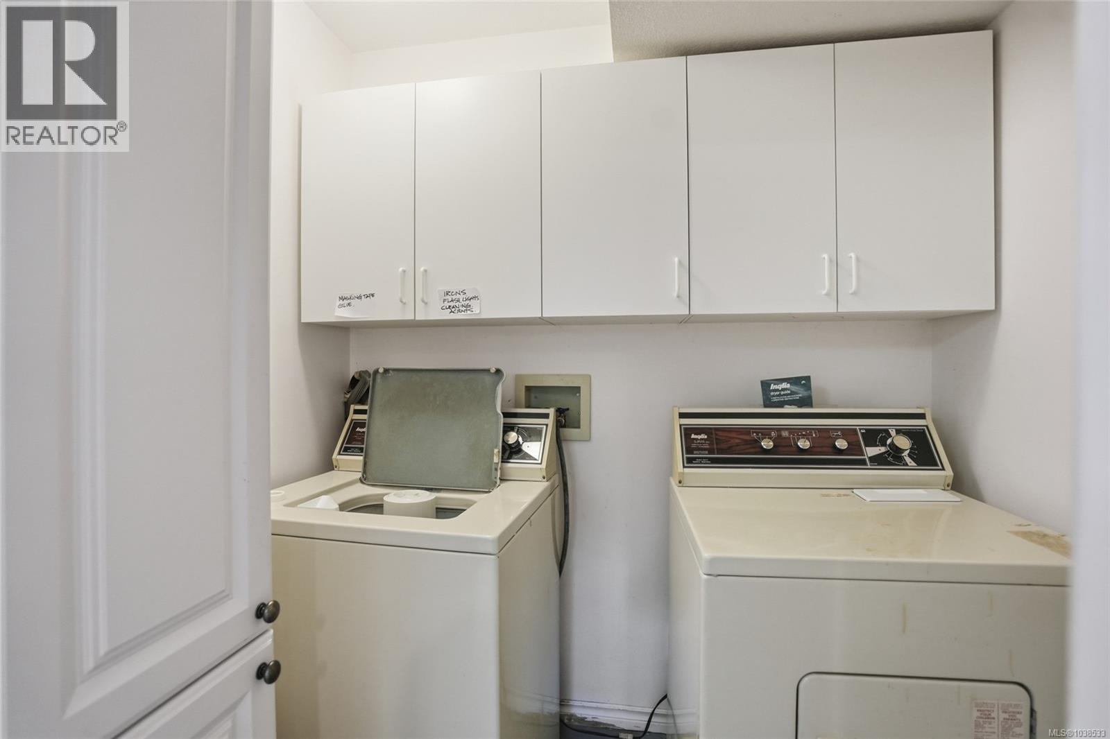 5684 Carrington Rd - 33