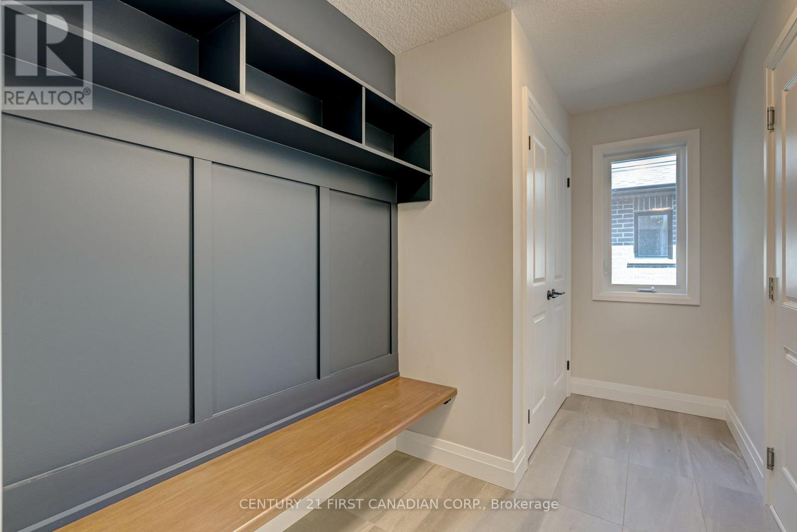 106 MAPLEDENE LANE - 20
