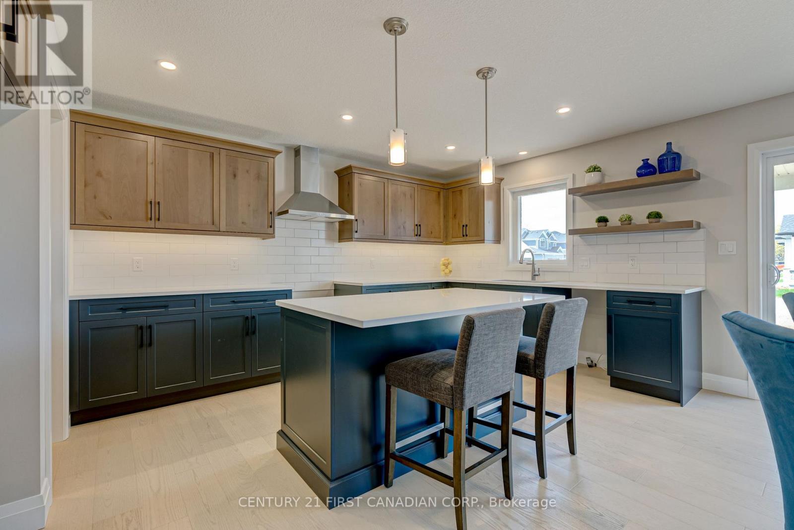 106 MAPLEDENE LANE - 9