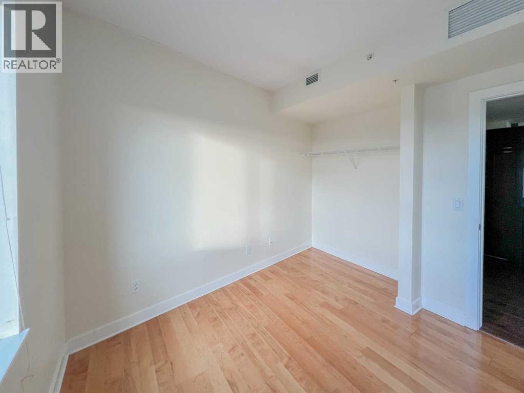 #1307 3830 Brentwood Road NW - 6