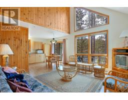 83 Chapel Road, Madawaska Valley, ON K0J2M0 Photo 18