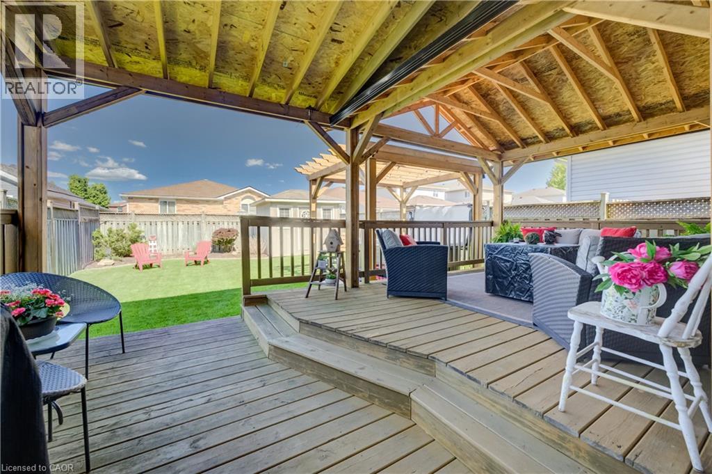 101 EDGEMERE Drive - 37