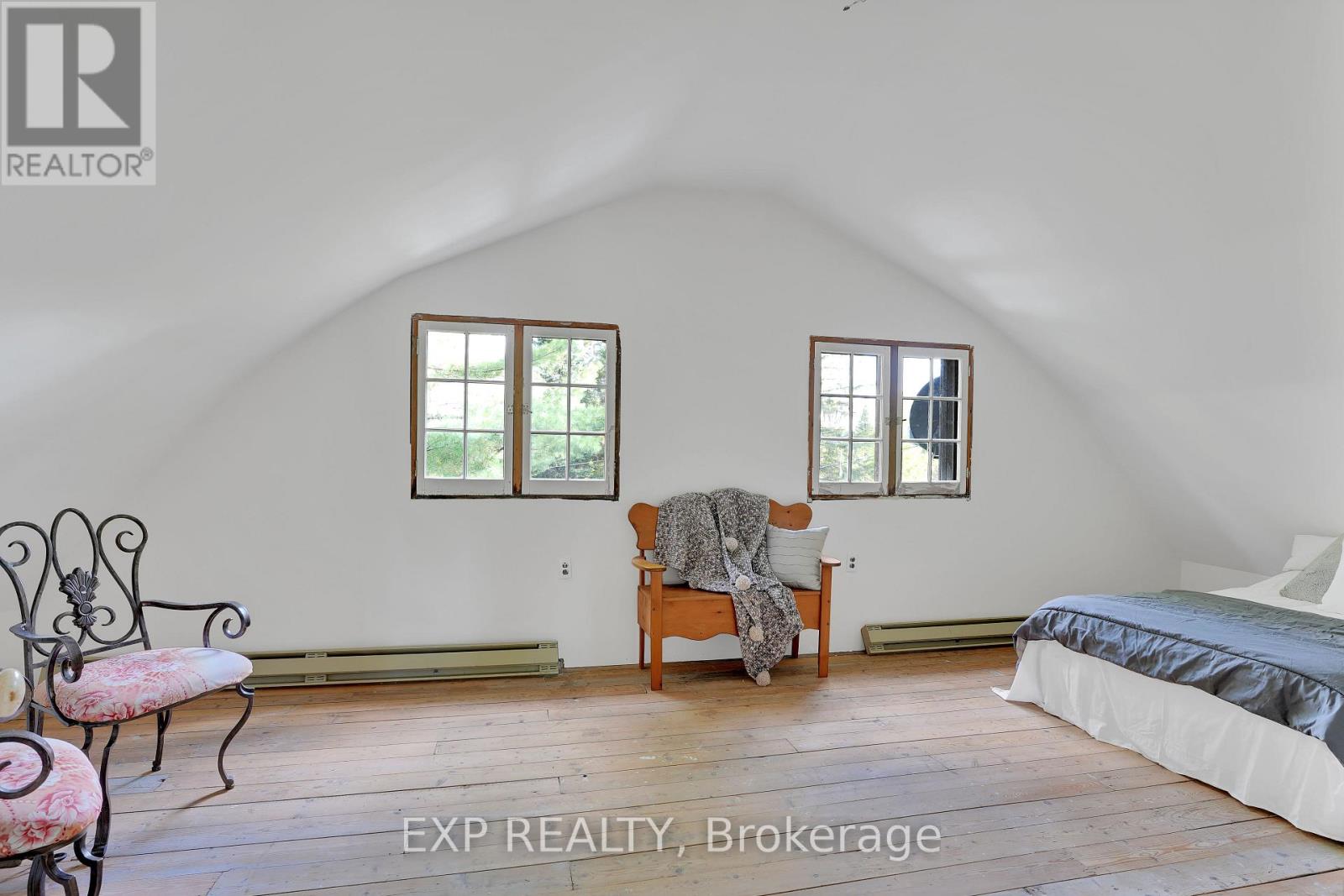 1057 MACDUFF ROAD - 15