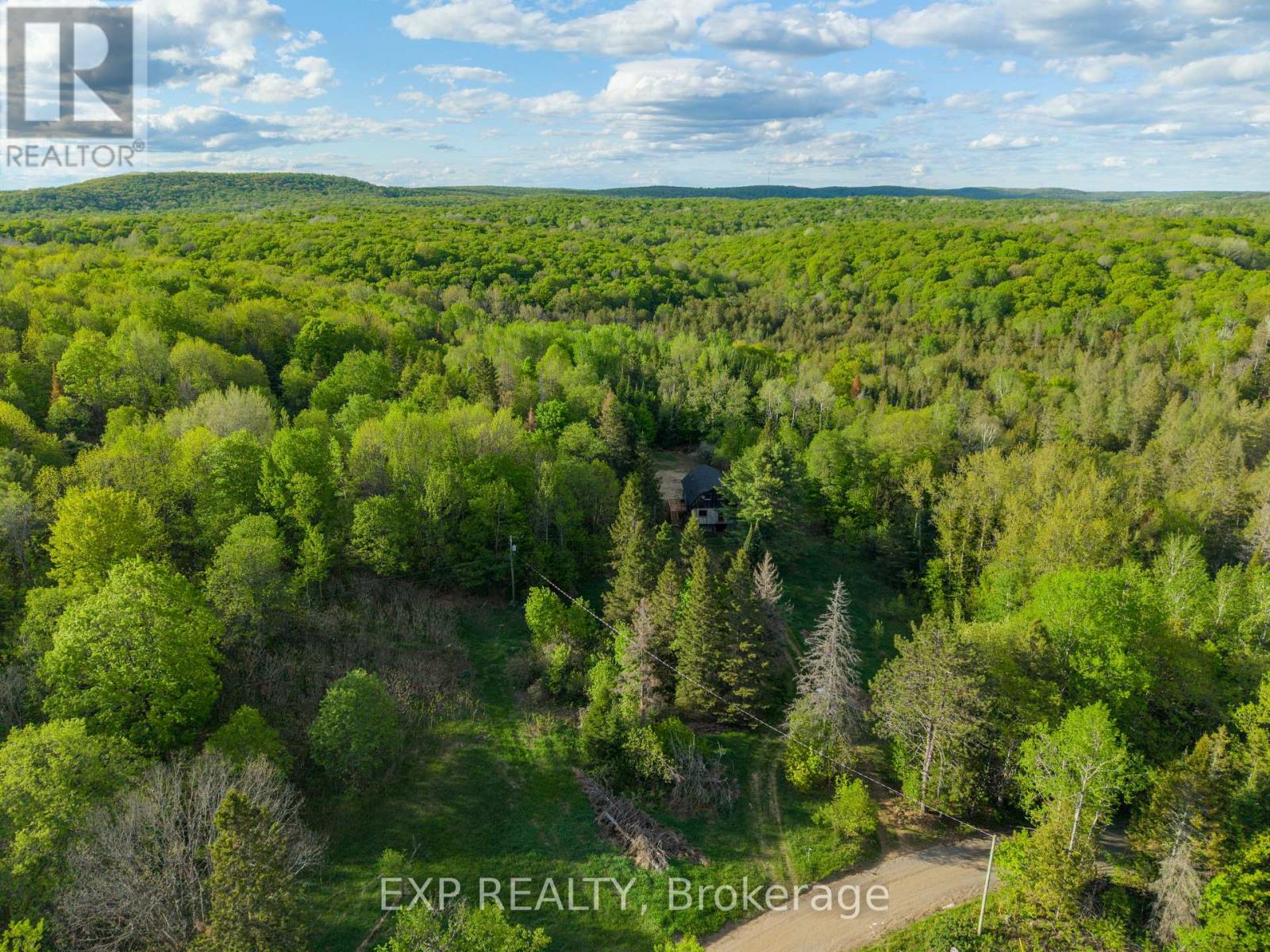 1057 MACDUFF ROAD - 23