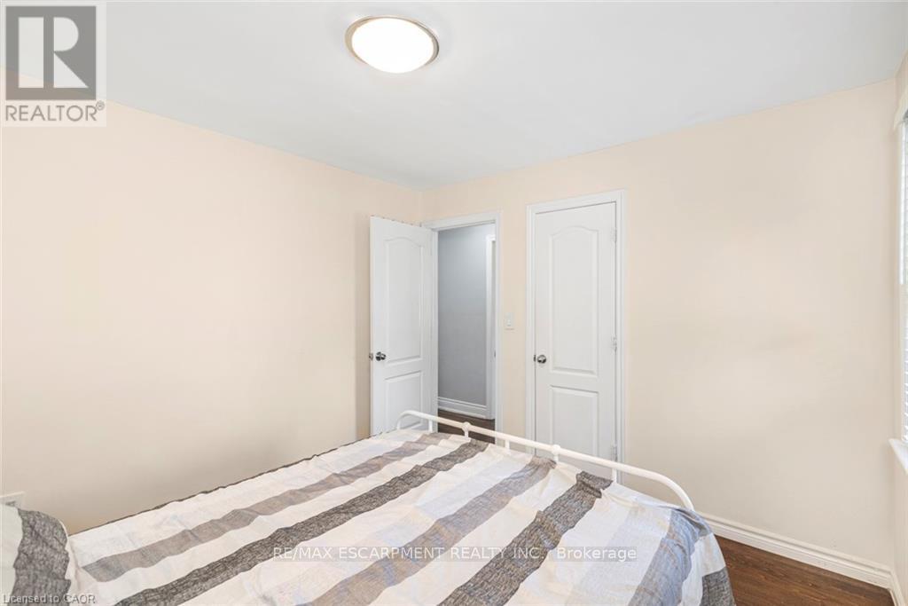 33 ALDERNEY AVENUE - 25