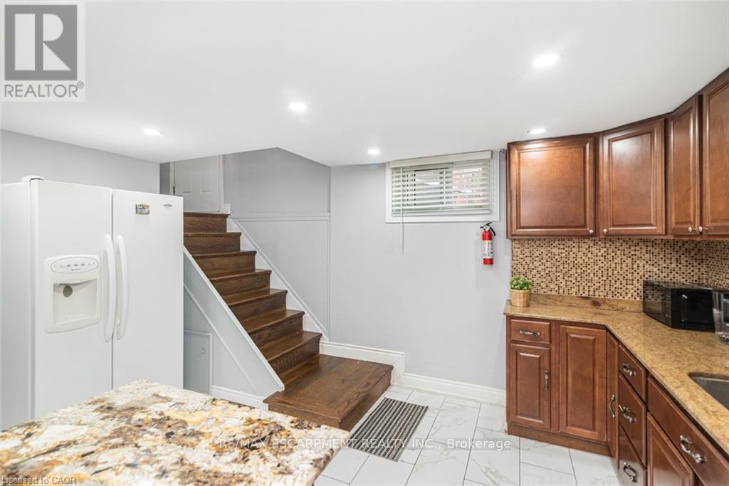33 ALDERNEY AVENUE - 30