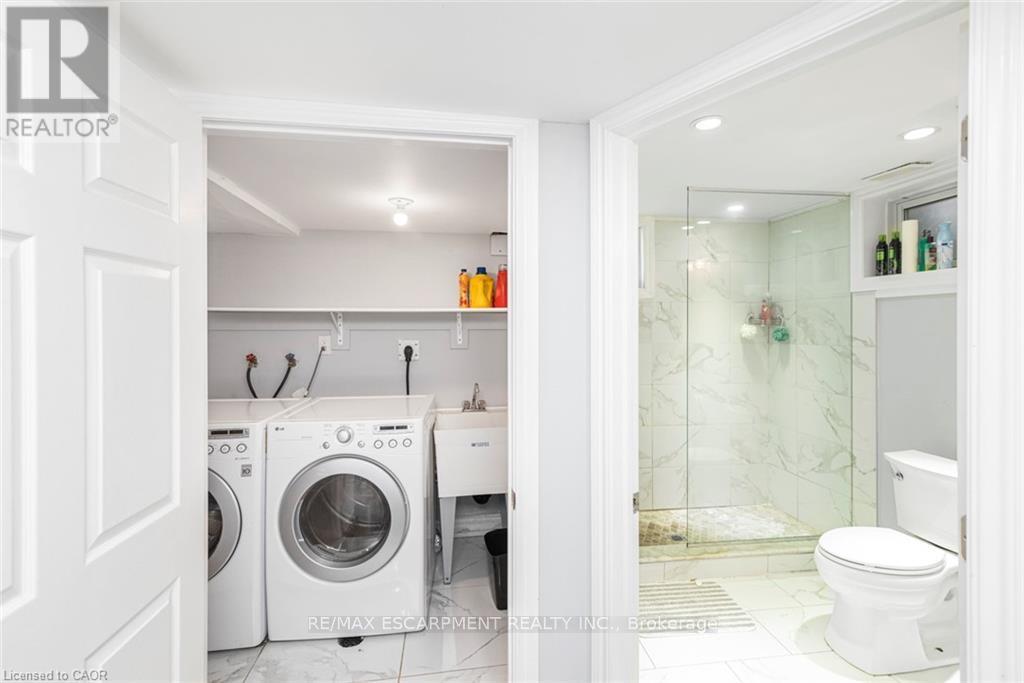 33 ALDERNEY AVENUE - 39