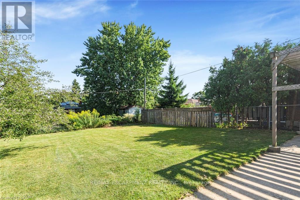 33 ALDERNEY AVENUE - 43