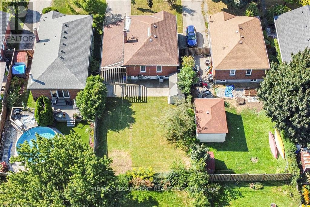33 ALDERNEY AVENUE - 44